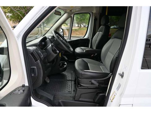 Used 2015 RAM ProMaster 2500 w/ Interior Convenience Group FWD image 13