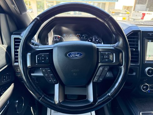 Used 2018 Ford Expedition Limited AWD/4WD image 14