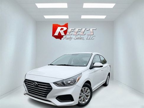 Used 2019 Hyundai Accent SE FWD image 1