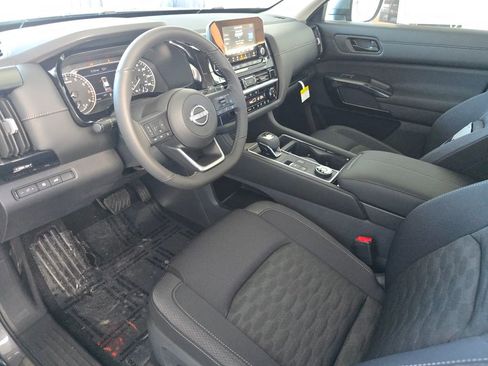 New 2026 Nissan Pathfinder SV image 20