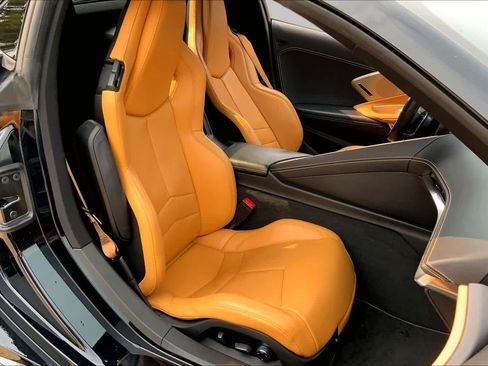 Used 2021 Chevrolet Corvette Stingray Preferred Conv w/ Battery Protection Package RWD image 9