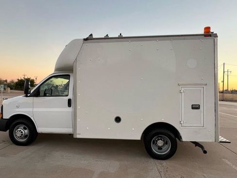 Used 2007 Chevrolet Express 3500 RWD image 6