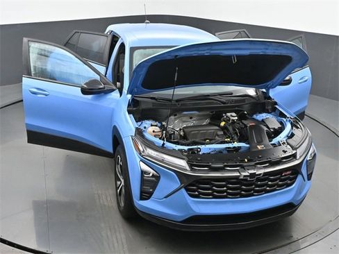 Certified 2024 Chevrolet Trax RS w/ Driver Confidence Package image 62