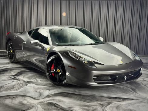 Used 2011 Ferrari 458 Italia Coupe RWD image 34