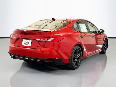 New 2026 Toyota Camry Hybrid image 4