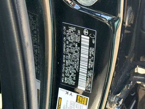 Used 2024 Toyota Prius Limited image 33