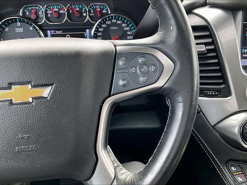 Used 2018 Chevrolet Suburban Premier image 14