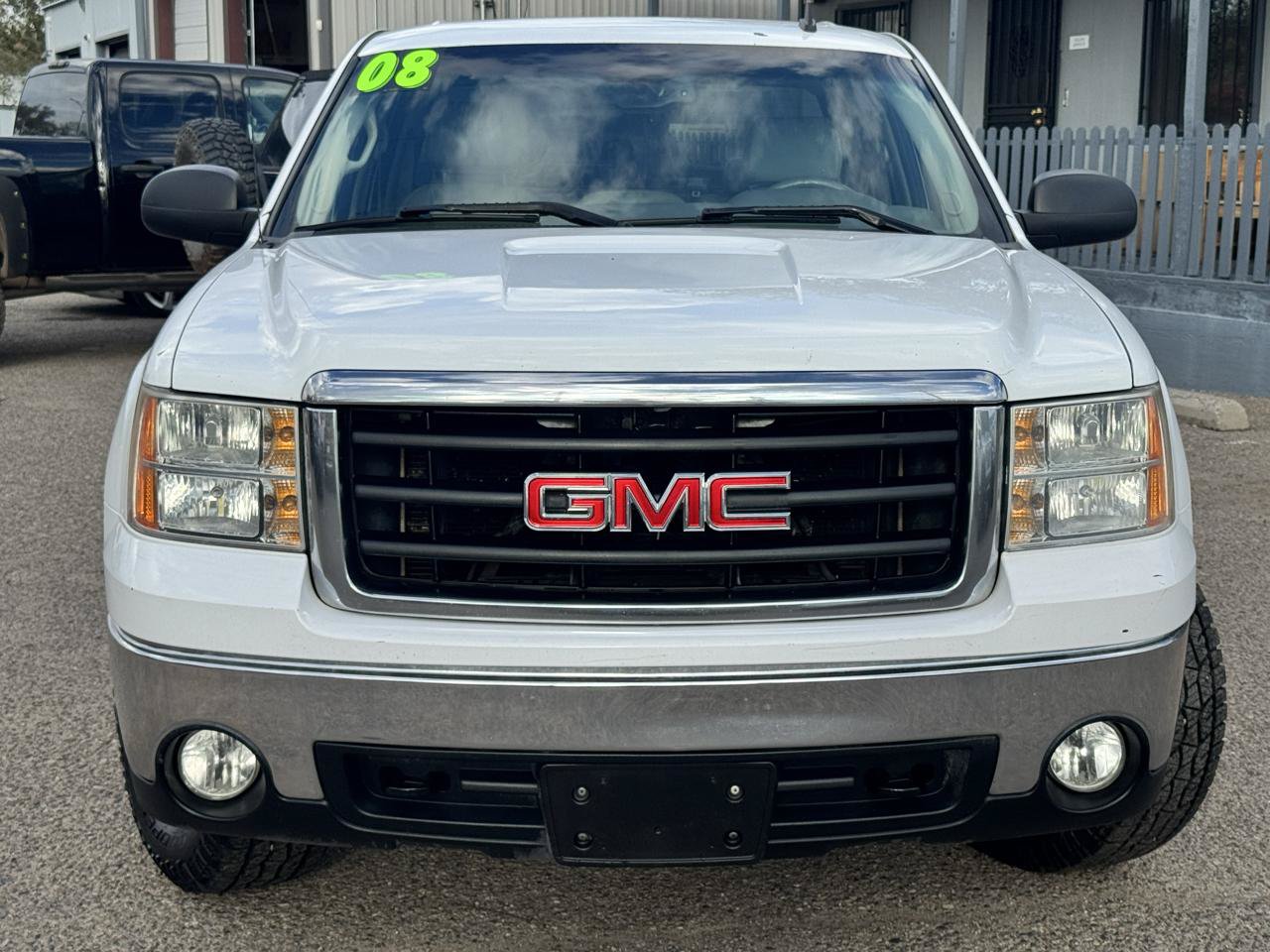 Used 2008 GMC Sierra 1500 SLE w/ Power Pack Plus AWD/4WD image 2