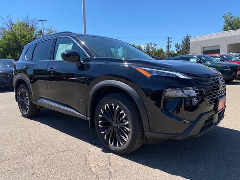 New 2026 Nissan Rogue Dark Armor AWD/4WD image 7