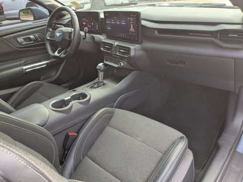 Certified 2025 Ford Mustang Coupe RWD image 25