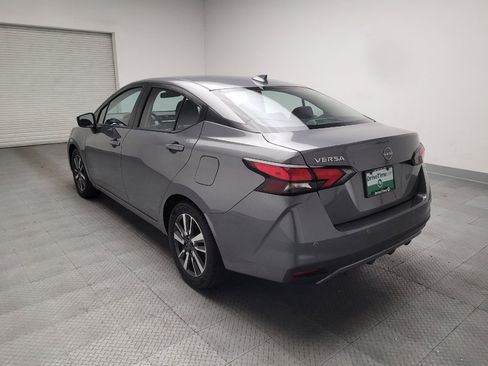 Used 2025 Nissan Versa SV FWD image 5