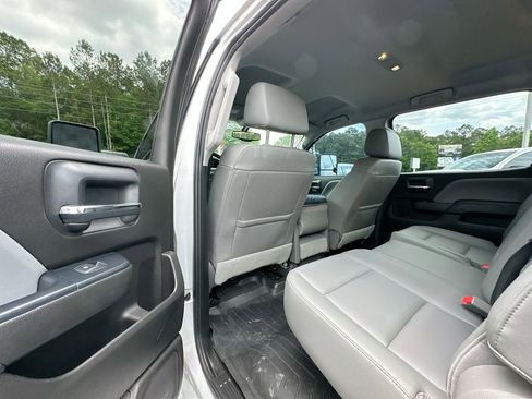Used 2018 GMC Sierra 3500 4x4 Crew Cab w/ Sierra Convenience Package image 17