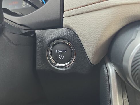 New 2025 Toyota RAV4 XLE image 28