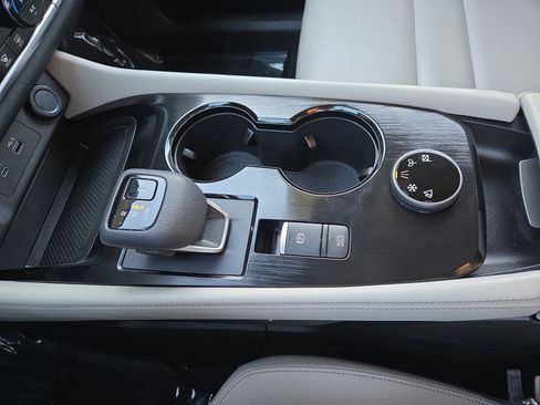 Used 2023 Nissan Rogue SL w/ SL Premium Package image 22