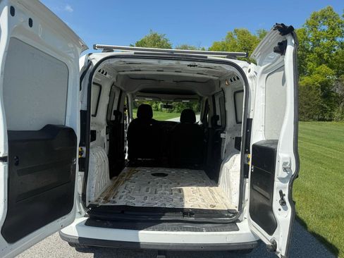 Used 2015 RAM ProMaster City Tradesman SLT w/ Rear Back-up Camera Group FWD image 11