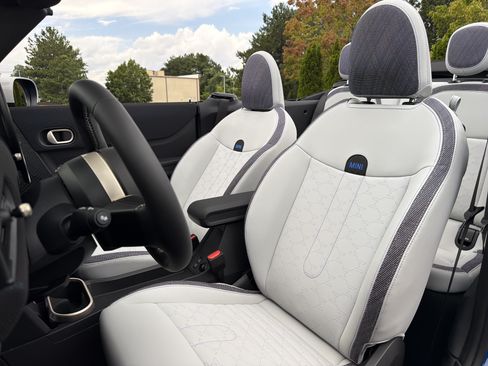 New 2026 MINI Cooper S FWD image 7