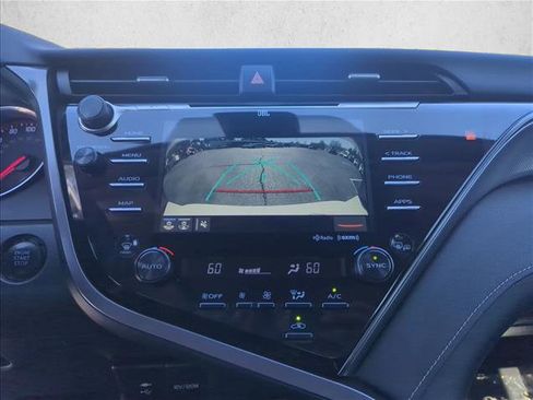 Used 2019 Toyota Camry XSE image 17
