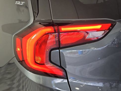 Used 2019 GMC Terrain SLT w/ Preferred Package FWD image 30