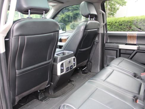 Used 2018 Ford F150 Lariat w/ Equipment Group 501A Mid AWD/4WD image 27