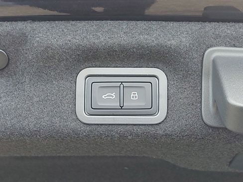 New 2026 Audi A6 Premium Plus AWD/4WD image 13