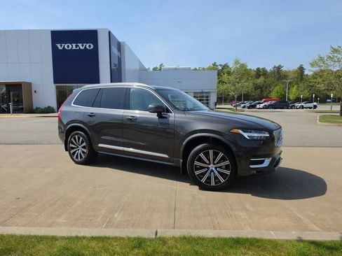 Used 2023 Volvo XC90 B6 Plus w/ Protection Package Premier AWD/4WD image 2