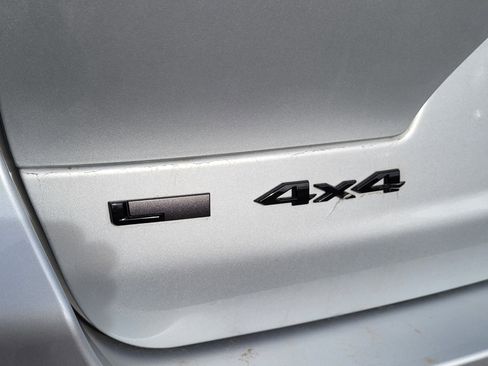 Used 2022 Jeep Grand Cherokee L Laredo image 12