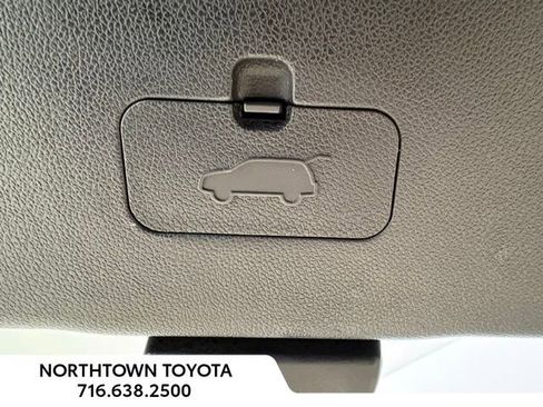 Used 2018 Kia Sorento LX image 17