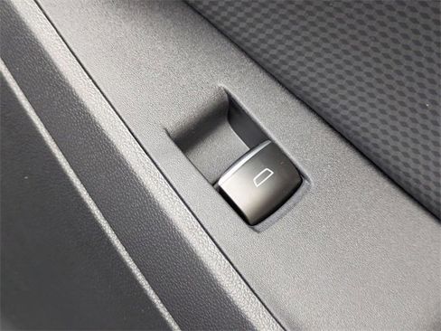 New 2026 Chevrolet Equinox RS w/ Convenience Package III image 32