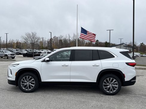 New 2026 Buick Enclave Preferred image 11