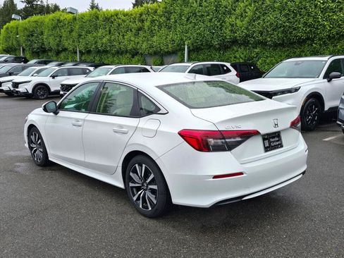 Used 2022 Honda Civic EX image 5