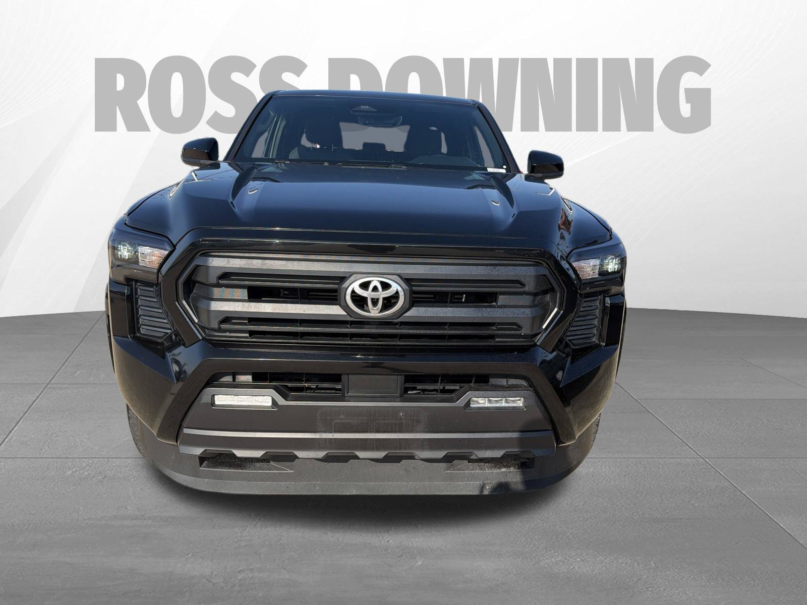 Used 2025 Toyota Tacoma SR5 AWD/4WD image 2