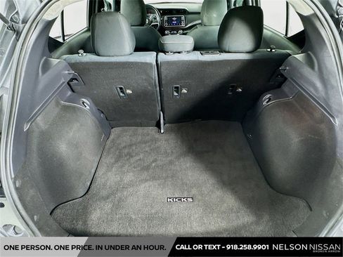 Used 2019 Nissan Kicks SR image 23