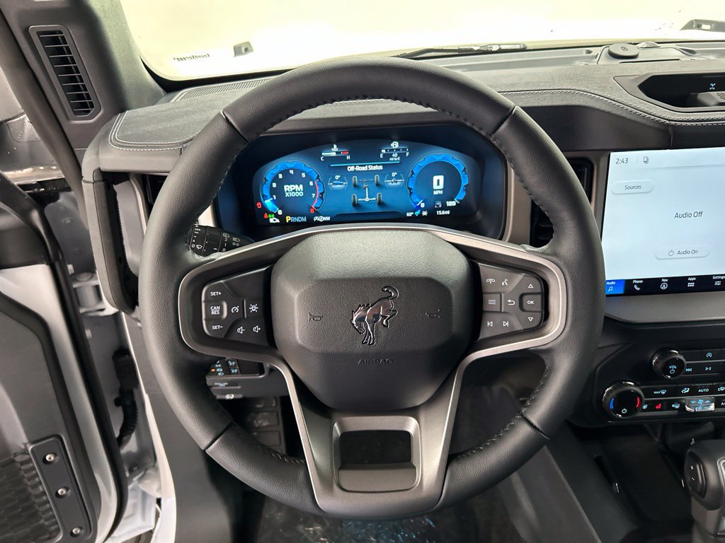 New 2026 Ford Bronco Outer Banks w/ Sasquatch Package AWD/4WD image 15