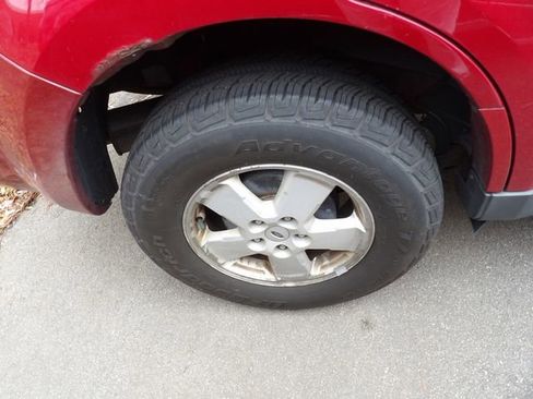 Used 2011 Ford Escape XLT w/ 203A Rapid Spec Order Code image 15