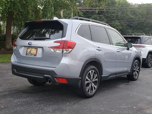 Certified 2023 Subaru Forester Limited AWD/4WD image 3