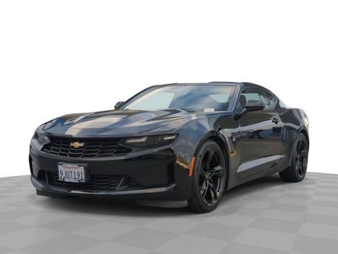 Used 2024 Chevrolet Camaro LT image 1