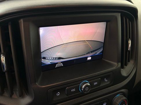 Used 2020 Chevrolet Colorado W/T w/ WT Convenience Package RWD image 27