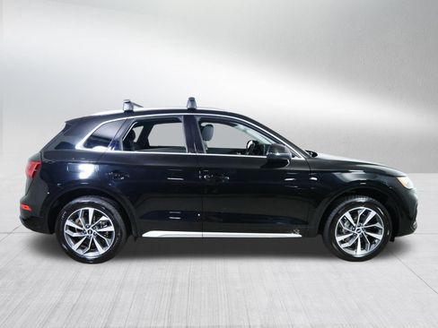 Used 2021 Audi Q5 2.0T Premium Plus w/ Premium Plus Package AWD/4WD image 8