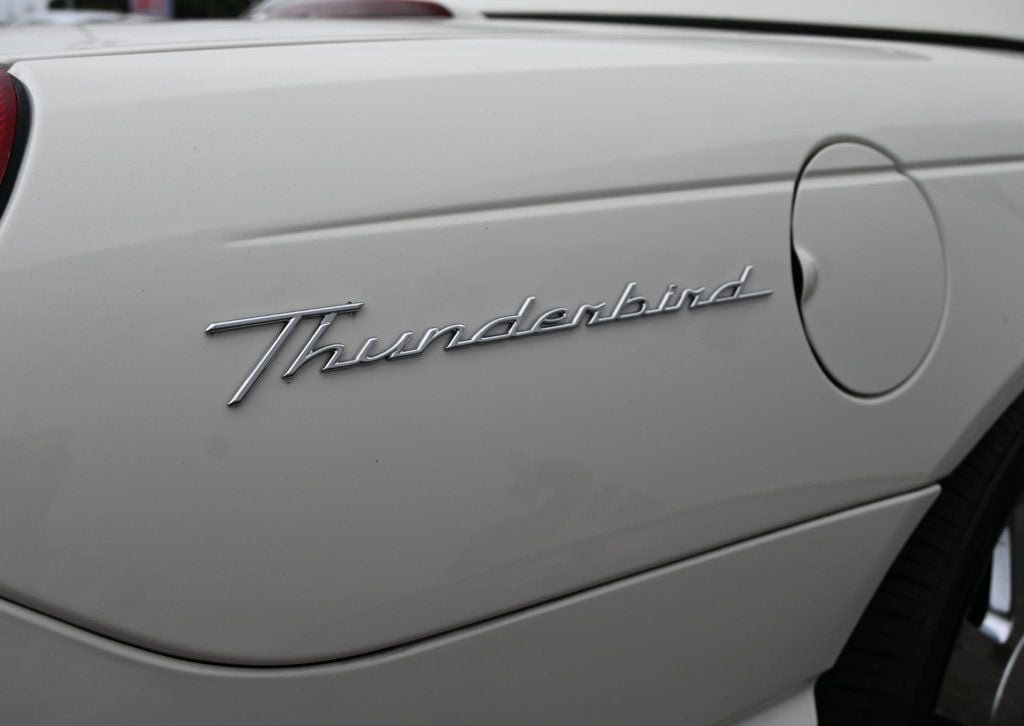 Used 2003 Ford Thunderbird RWD image 8
