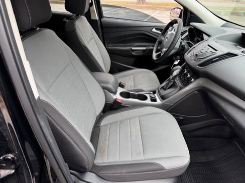 Used 2016 Ford Escape SE image 24