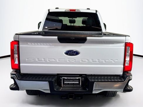 Used 2024 Ford F250 XLT image 6
