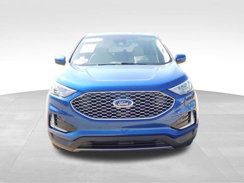 Used 2023 Ford Edge SEL w/ Convenience Package AWD/4WD image 11