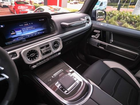 Used 2026 Mercedes-Benz G 63 AMG 4MATIC image 35