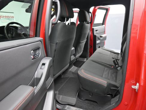 Used 2024 Nissan Frontier PRO-4X w/ Off-Road Protection Package image 16