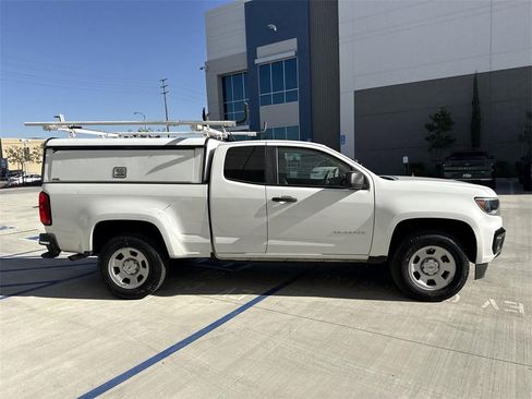 Used 2022 Chevrolet Colorado W/T w/ WT Convenience Package image 2