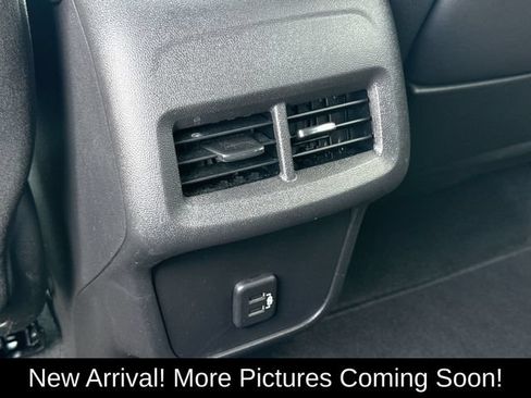 Used 2024 GMC Terrain SLE w/ Driver Convenience Package AWD/4WD image 20