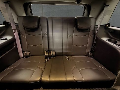 Used 2015 Cadillac Escalade Premium AWD/4WD image 28