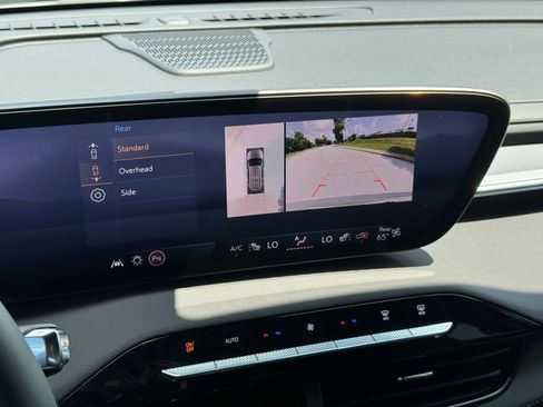 New 2025 Buick Enclave Sport Touring w/ Super Cruise Package image 32