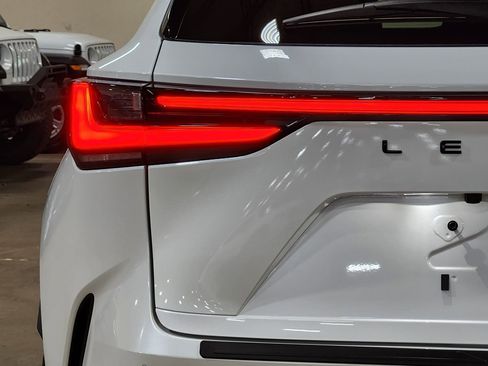 Used 2025 Lexus NX 350 Premium AWD image 20