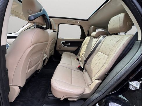Used 2019 Land Rover Discovery Sport HSE AWD/4WD image 39